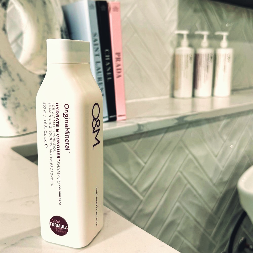 O&M Hydrate & Conquer Shampoo